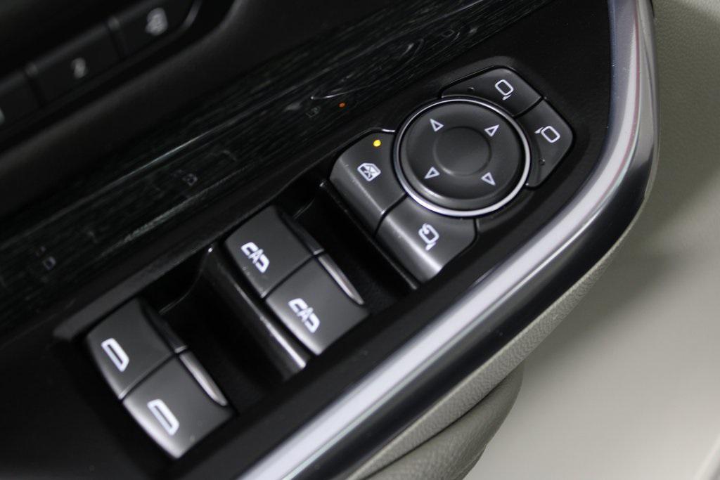 used 2021 Cadillac XT4 car, priced at $23,307