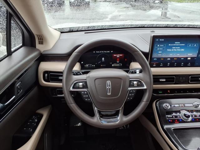 used 2022 Lincoln Nautilus car, priced at $38,999