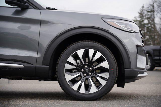 new 2025 Ford Explorer car, priced at $54,527