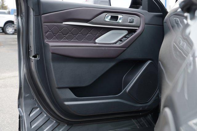 new 2025 Ford Explorer car, priced at $54,527