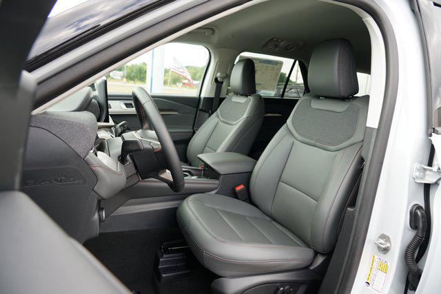 new 2025 Ford Explorer car, priced at $44,718