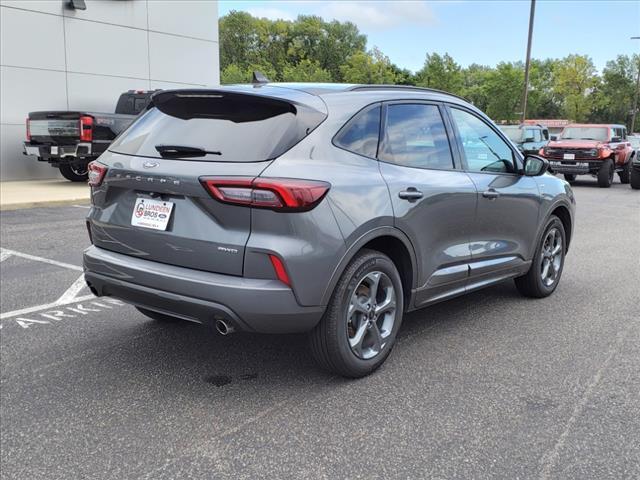 used 2024 Ford Escape car, priced at $27,500