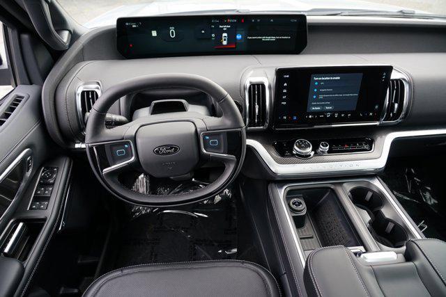new 2025 Ford Expedition car, priced at $83,001