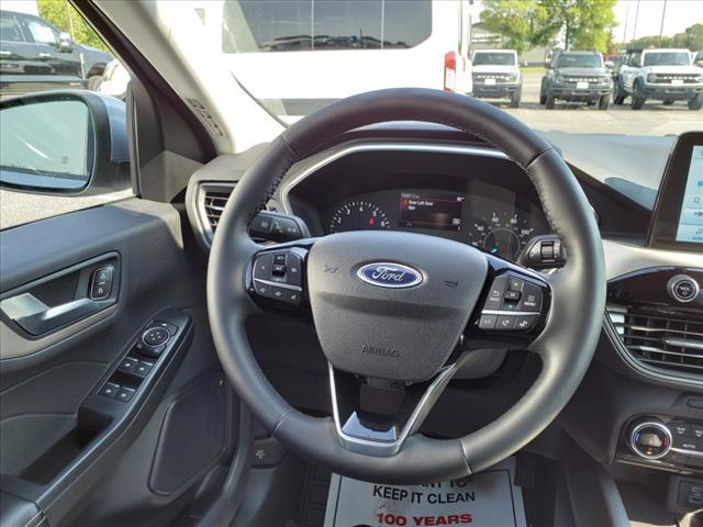 used 2022 Ford Escape car, priced at $25,500