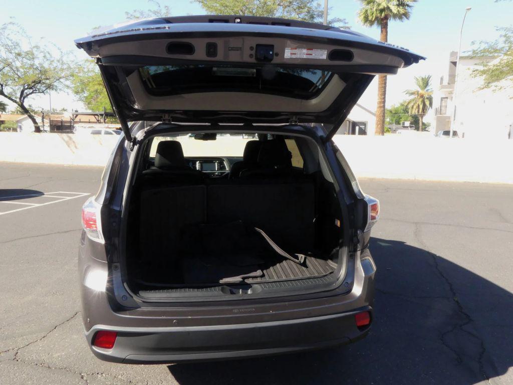 used 2014 Toyota Highlander car, priced at $14,750