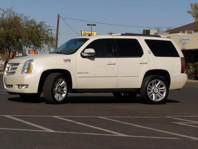 used 2014 Cadillac Escalade car, priced at $20,995