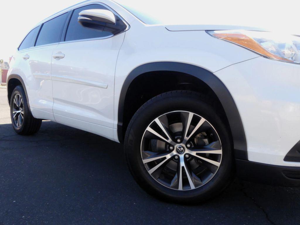 used 2016 Toyota Highlander car, priced at $15,995