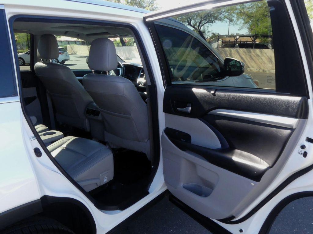 used 2016 Toyota Highlander car, priced at $15,995