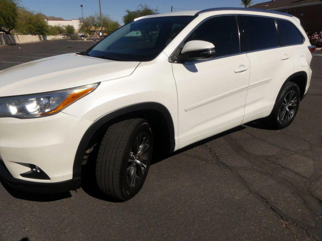 used 2016 Toyota Highlander car, priced at $15,995