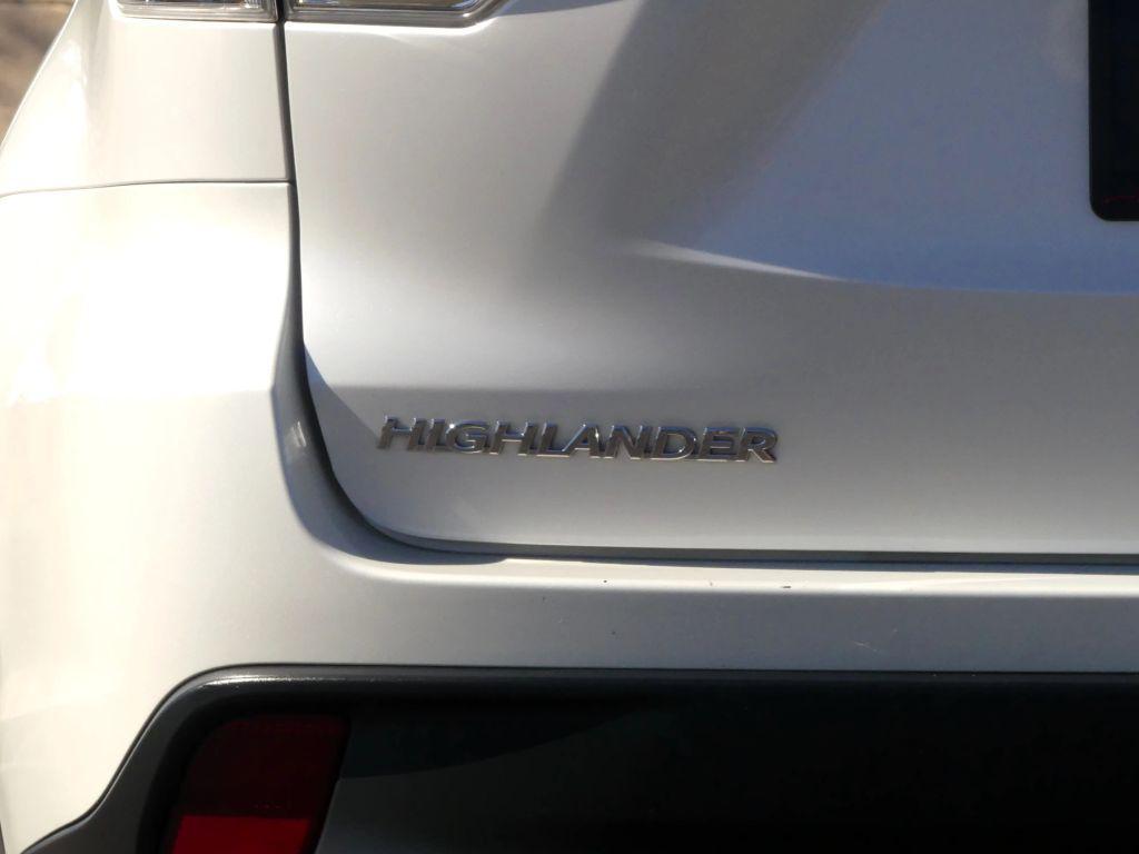 used 2016 Toyota Highlander car, priced at $15,995