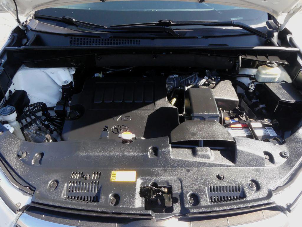 used 2016 Toyota Highlander car, priced at $15,995