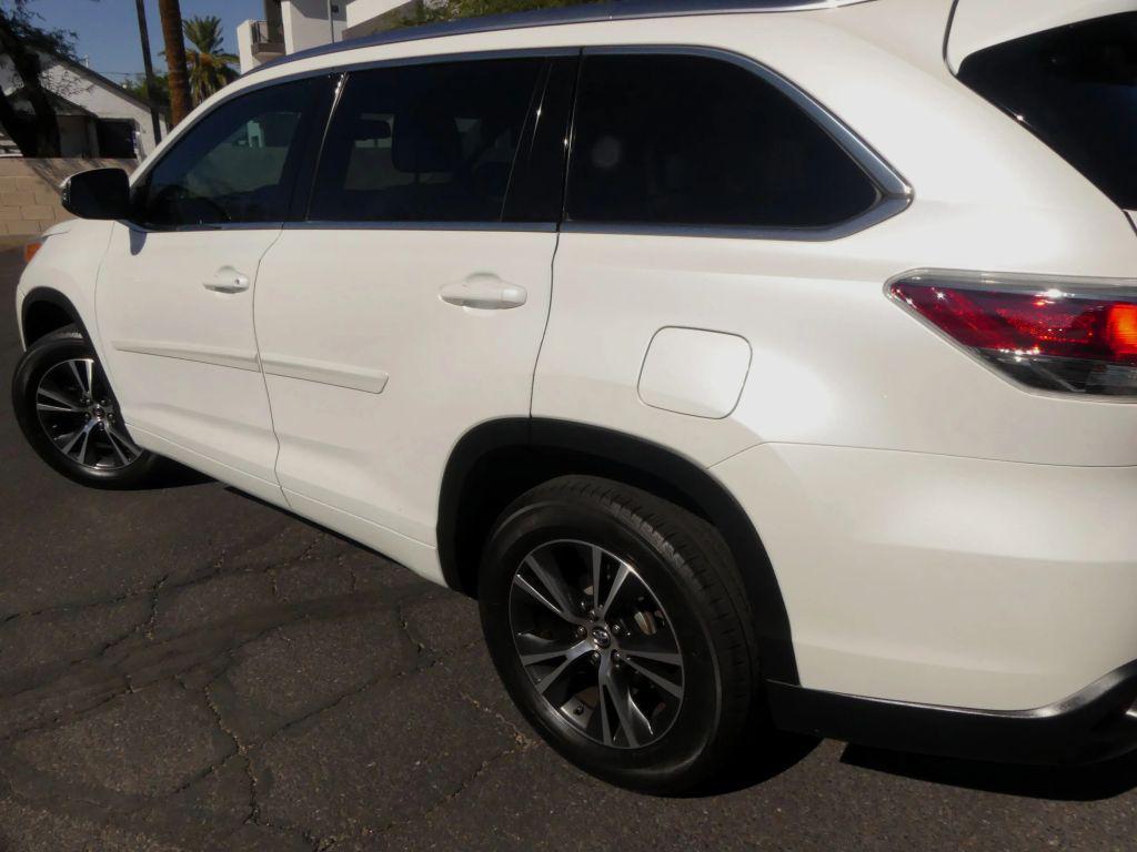used 2016 Toyota Highlander car, priced at $15,995