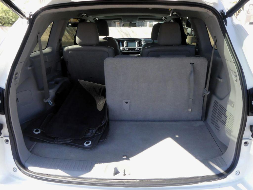 used 2016 Toyota Highlander car, priced at $15,995