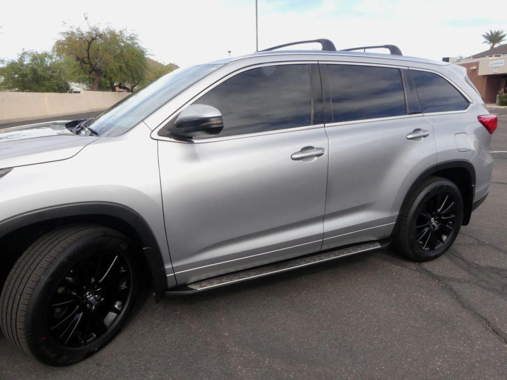 used 2016 Toyota Highlander car, priced at $16,995