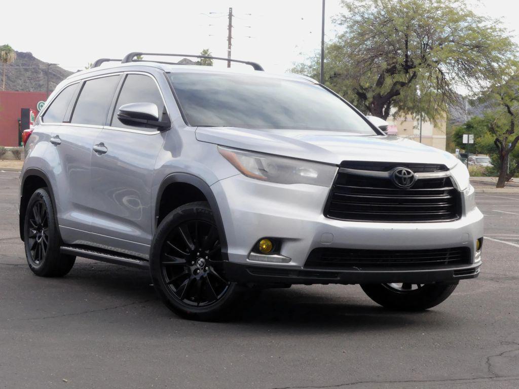 used 2016 Toyota Highlander car, priced at $16,995