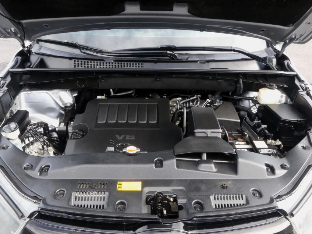 used 2016 Toyota Highlander car, priced at $16,995