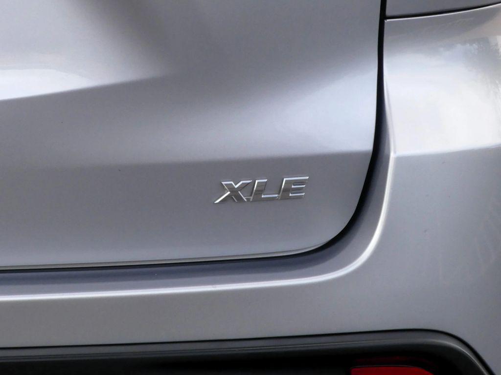 used 2016 Toyota Highlander car, priced at $16,995