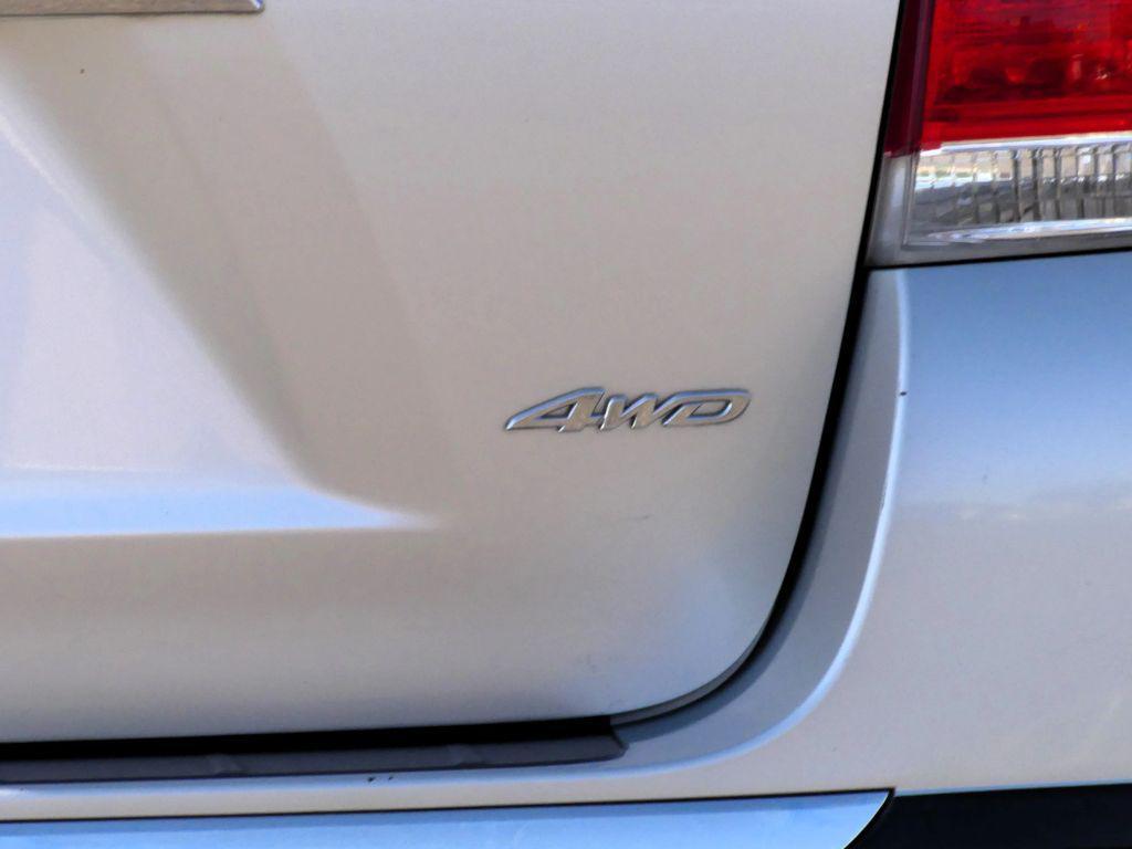 used 2012 Toyota Highlander car, priced at $13,995