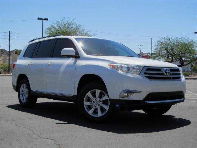 used 2011 Toyota Highlander car, priced at $10,495
