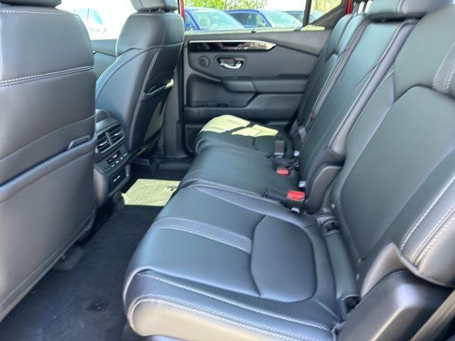 new 2025 Honda Pilot car, priced at $51,805