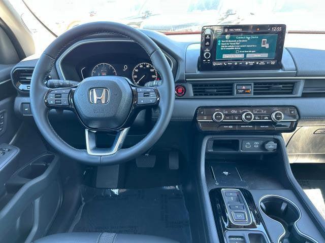 new 2025 Honda Pilot car, priced at $51,805