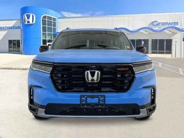 new 2025 Honda Pilot car, priced at $51,255