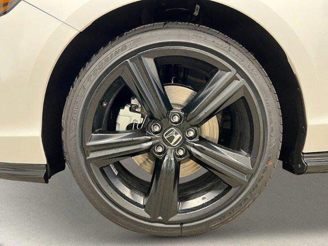 new 2025 Honda Accord Hybrid car, priced at $35,368