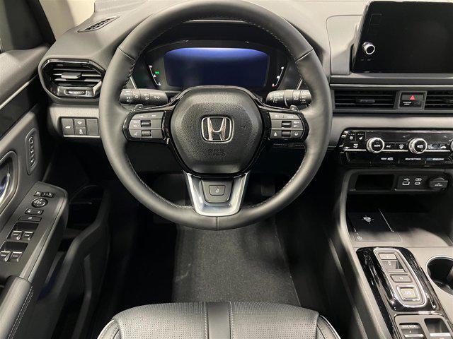 new 2025 Honda Pilot car, priced at $55,184