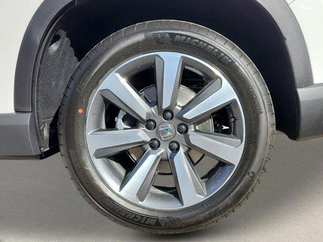 new 2025 Honda Pilot car, priced at $48,630