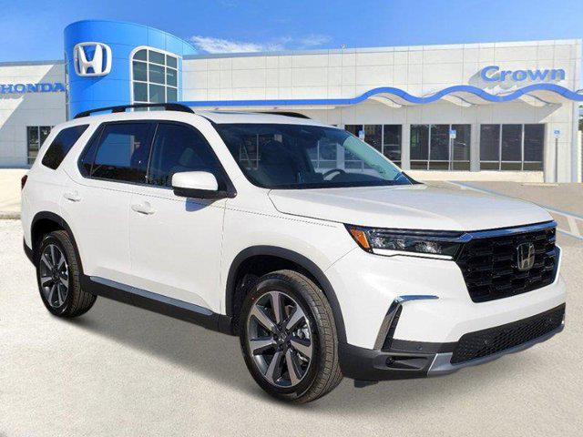 new 2025 Honda Pilot car, priced at $48,630