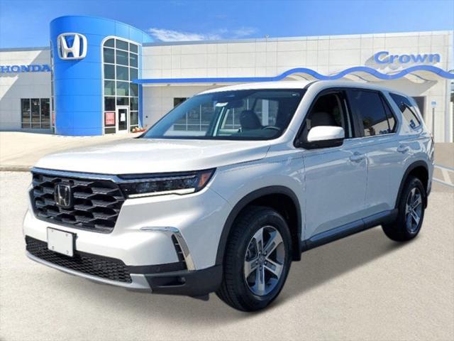 new 2025 Honda Pilot car, priced at $45,350