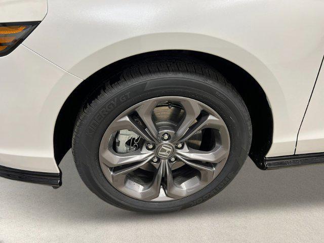 new 2025 Honda Accord Hybrid car, priced at $34,953