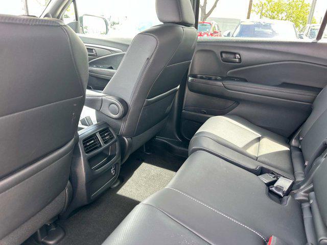 used 2022 Honda Passport car, priced at $27,000