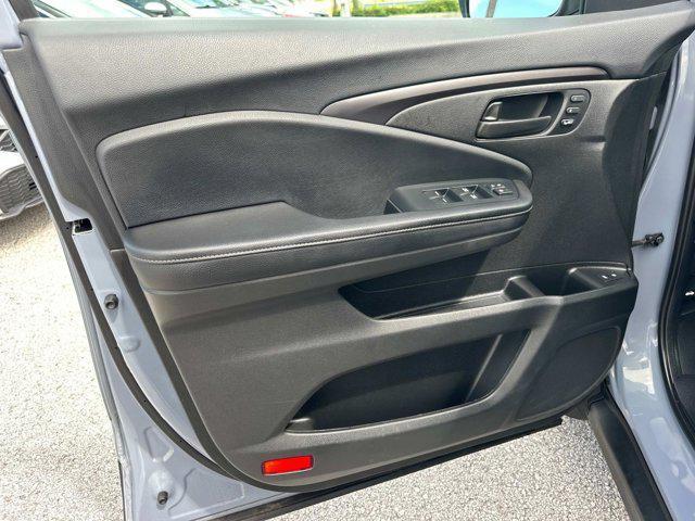 used 2022 Honda Passport car, priced at $27,000