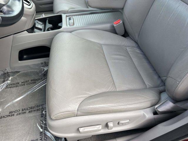 used 2014 Honda CR-V car, priced at $14,000