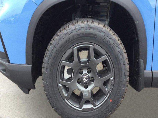 new 2025 Honda Pilot car, priced at $50,283