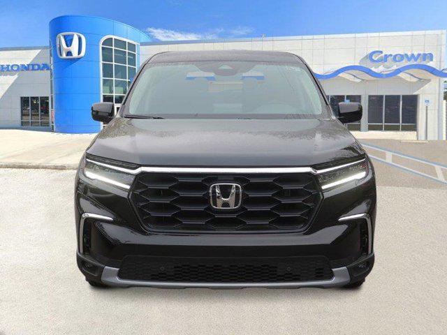 new 2025 Honda Pilot car, priced at $42,859