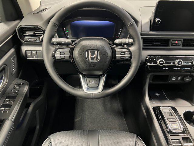 new 2025 Honda Pilot car, priced at $55,184