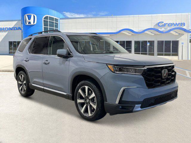 new 2025 Honda Pilot car, priced at $55,184