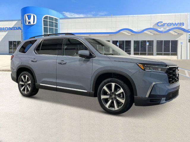 new 2025 Honda Pilot car, priced at $55,184