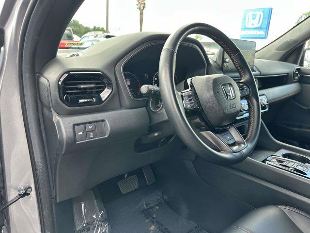 used 2025 Honda Pilot car, priced at $45,990