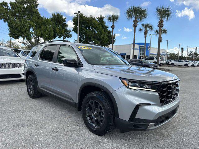 used 2025 Honda Pilot car, priced at $45,990
