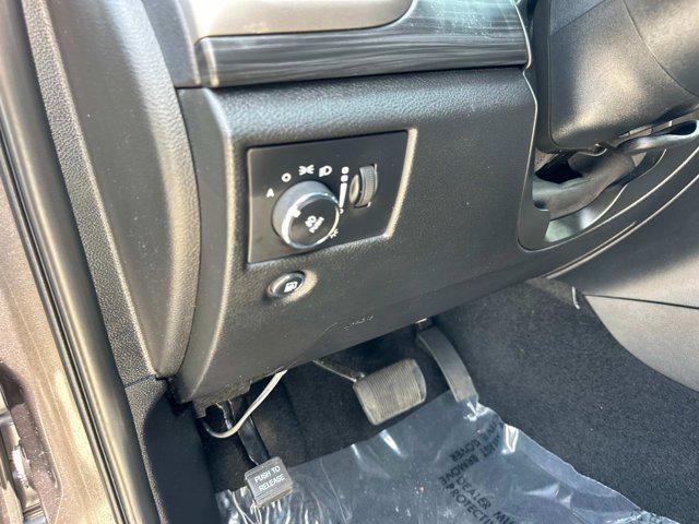 used 2021 Jeep Grand Cherokee car, priced at $22,844