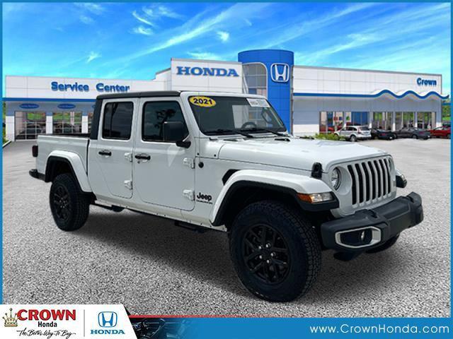 used 2021 Jeep Gladiator car, priced at $32,000