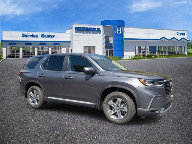 new 2025 Honda Pilot car, priced at $42,859