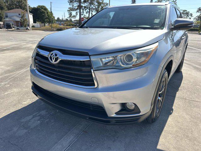 used 2016 Toyota Highlander car, priced at $15,500