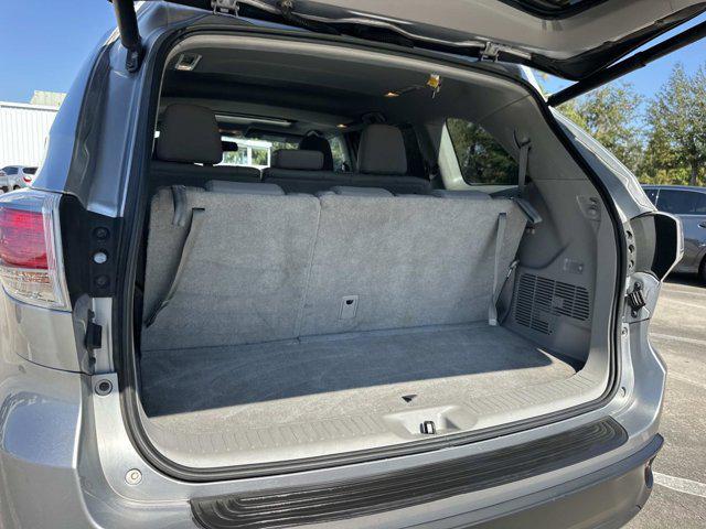 used 2016 Toyota Highlander car, priced at $15,500