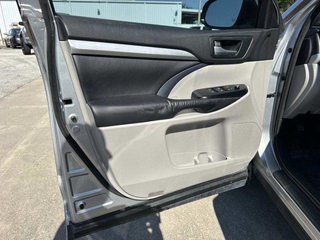 used 2016 Toyota Highlander car, priced at $15,500