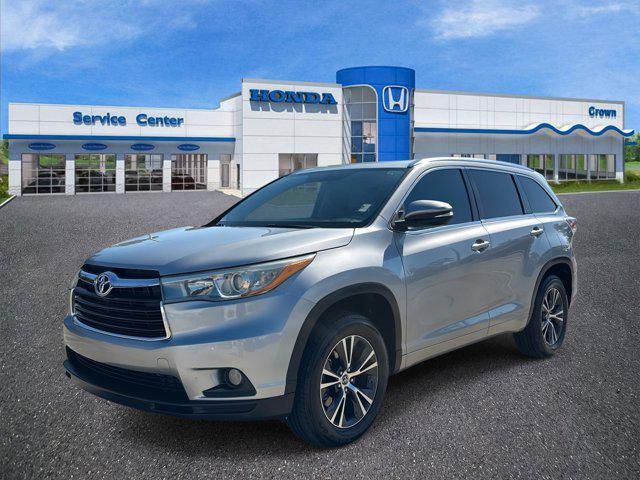 used 2016 Toyota Highlander car, priced at $15,500