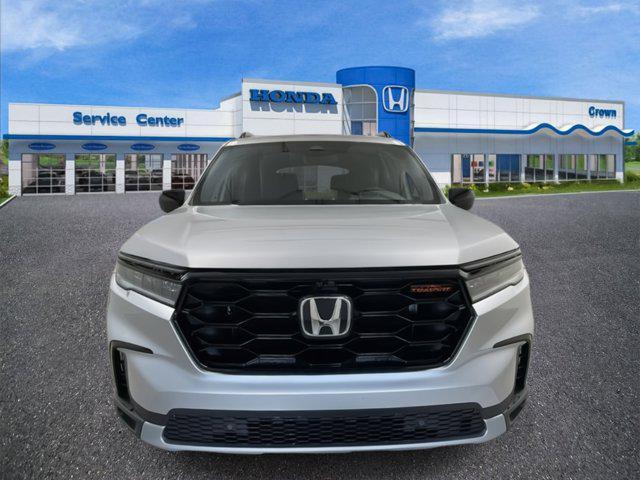 new 2025 Honda Pilot car, priced at $51,549